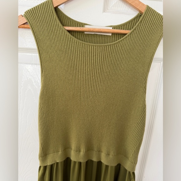 Taylor Olive Knit Mided Media Dress - Picture 3 of 6